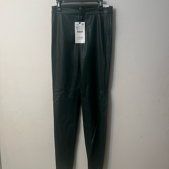 Zara dark green skinny leather pants NWT size Xs Matrix vibres - Picture 1 of 10